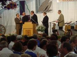 image049